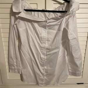 Adorable off shoulder blouse!!